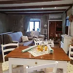 Stone House In Dobrec With Sea Views Hébergement de vacances Lovran