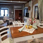 Stone House In Dobrec With Sea Views Tatil Evi *