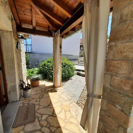 Prázdninový dům Stone House In Dobrec With Sea Views Lovran