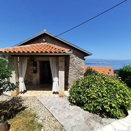 Stone House In Dobrec With Sea Views 度假居 洛夫兰
