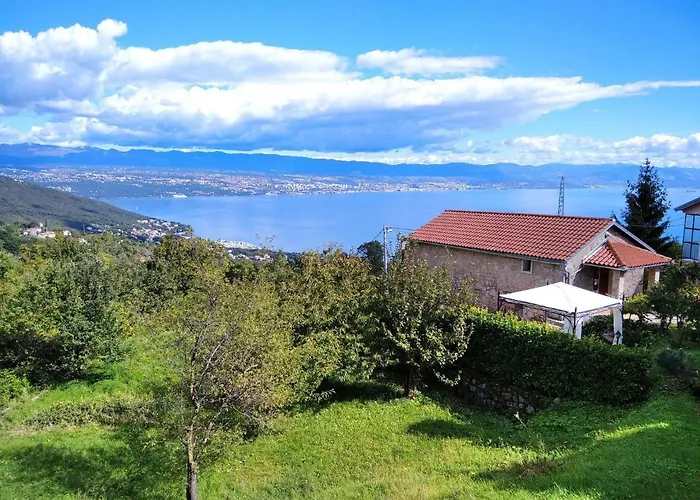 Stone House In Dobrec With Sea Views