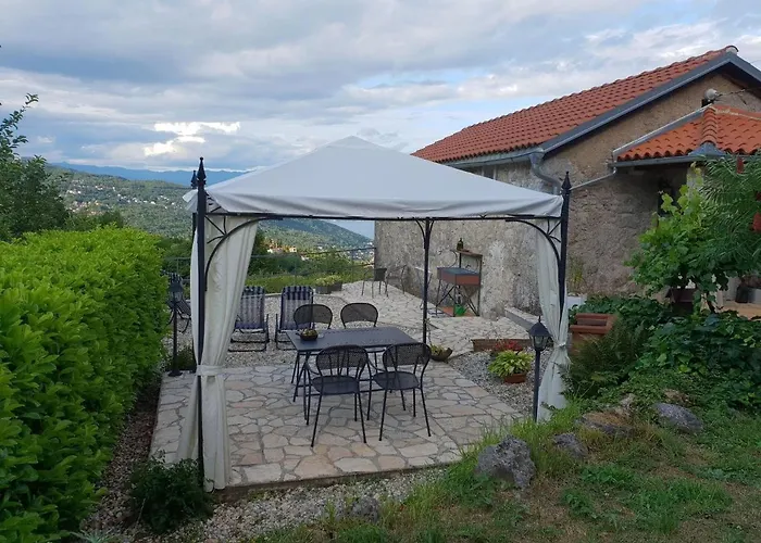 別荘 Stone House In Dobrec With Sea Views