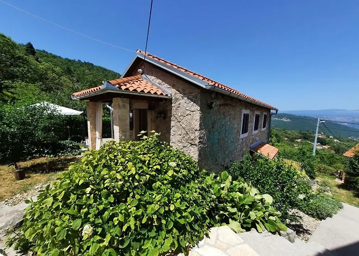 Stone House In Dobrec With Sea Views *