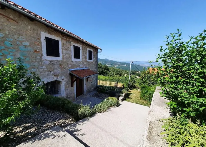 Stone House In Dobrec With Sea Views 別荘