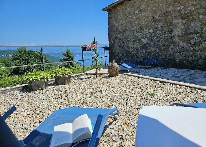 別荘 Stone House In Dobrec With Sea Views ロヴラン