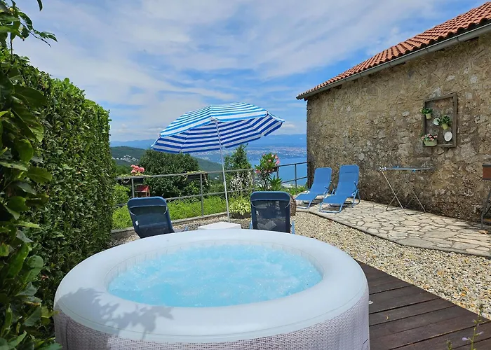 Stone House In Dobrec With Sea Views