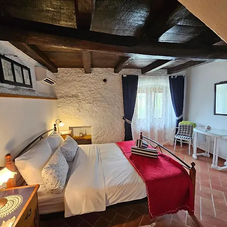 Prázdninový dům Stone House In Dobrec With Sea Views Lovran