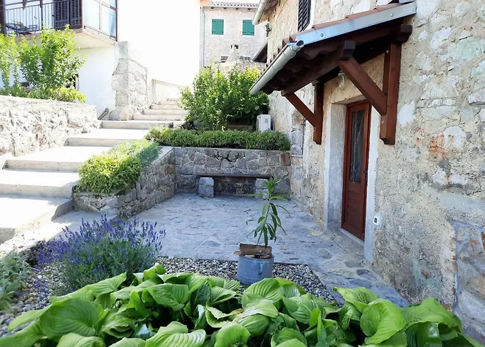 Stone House In Dobrec With Sea Views * Lovran